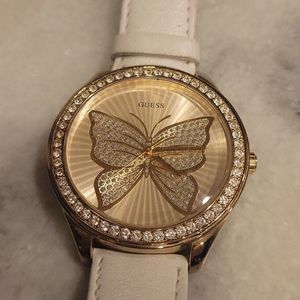 Guess woman watch
